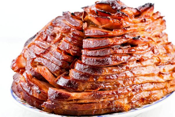 Baked Ham with Asian Barbecue Glaze made of hoisin sauce and dried clementine peel. Beautifully caramelized and perfect for any occasion. | RotiNRice.com #bakedham #hamrecipes #christmasrecipes